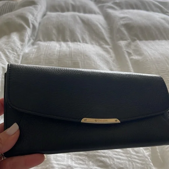 Coach envelope style long wallet - Picture 8 of 8